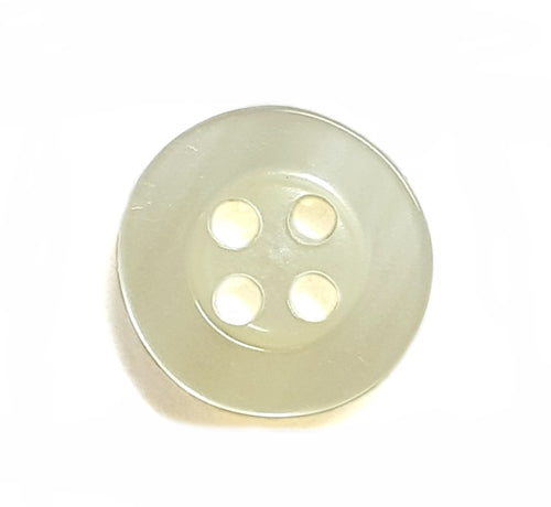 P910 4 Hole Round Shirt Button