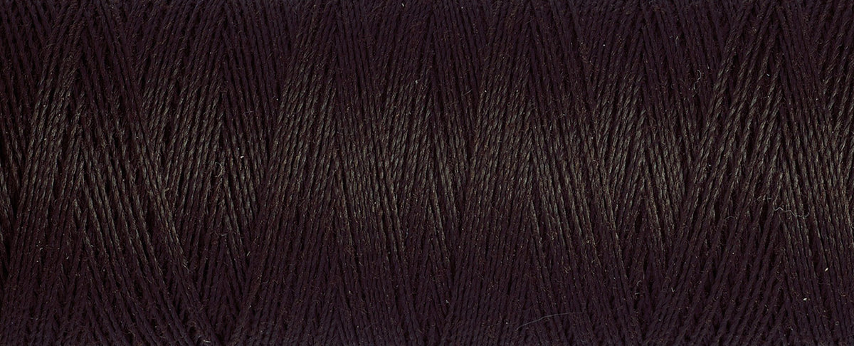 Gutermann colour 697