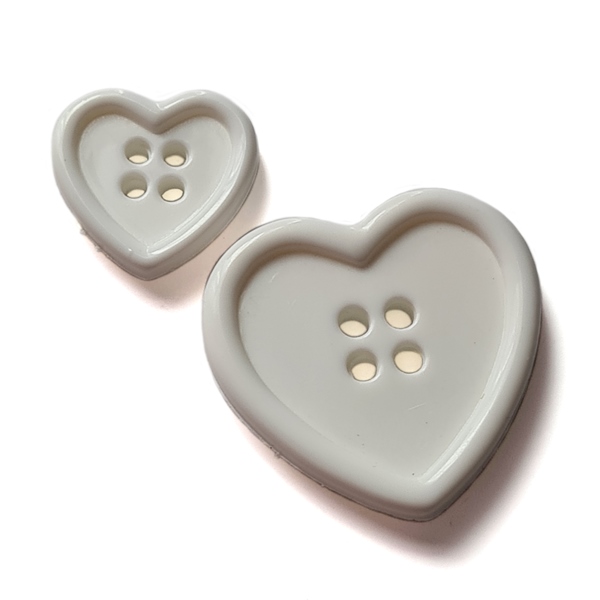 4-Hole Heart Button