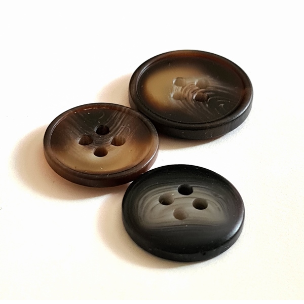 4-Hole Plastic Button