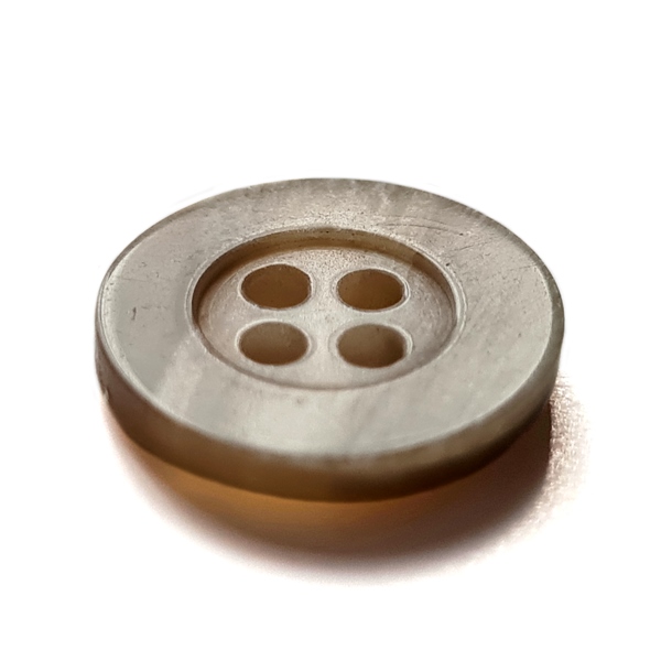 4-Hole Shell Button