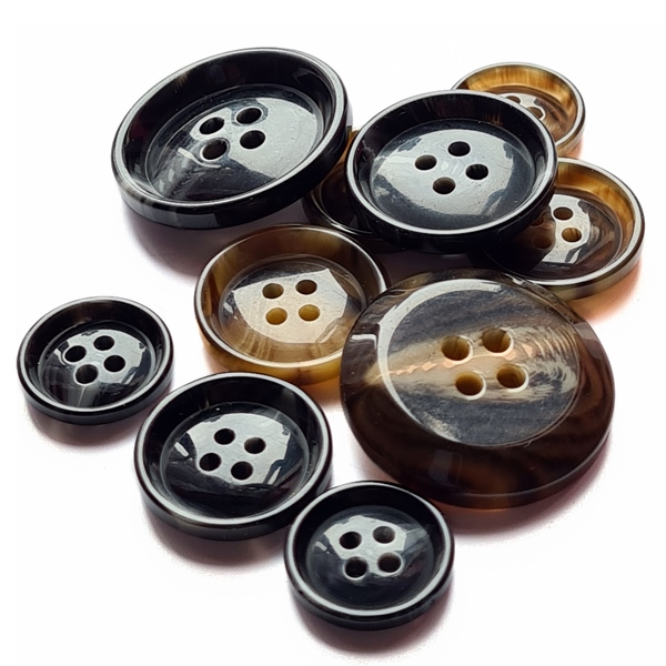 4-Hole Plastic Horn Button