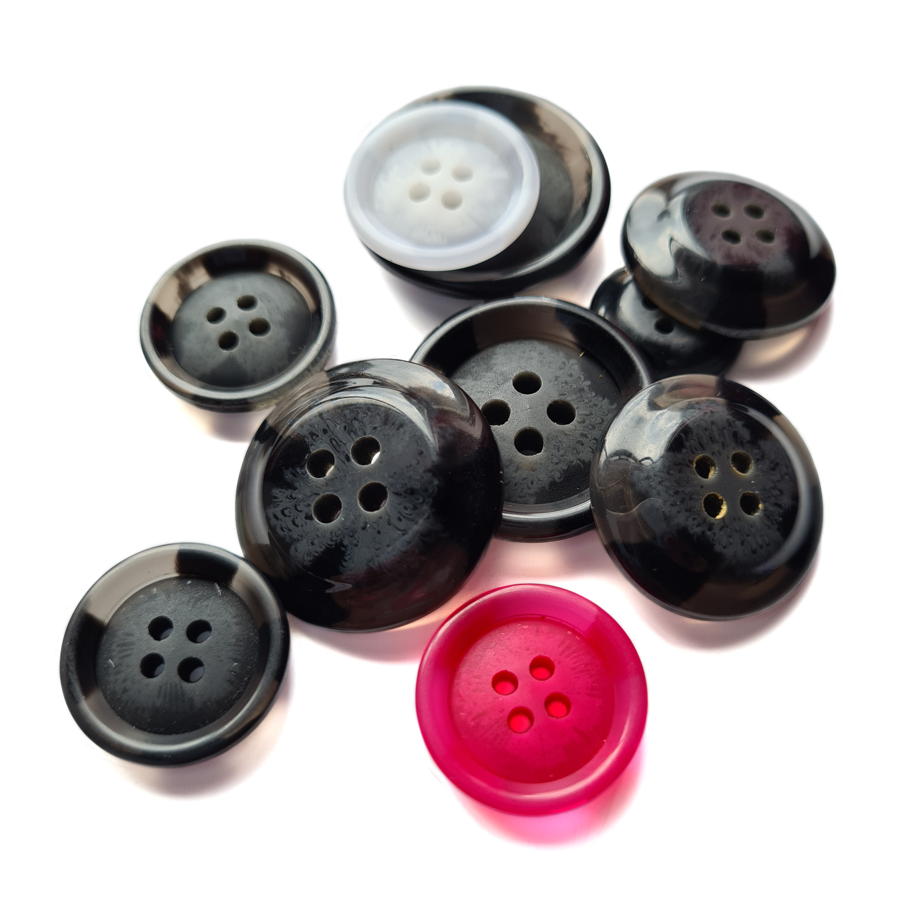 4-Hole Faux Horn Button